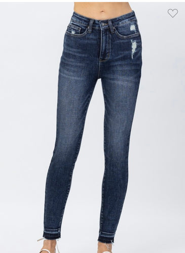 Judy Blue Tummy Control Skinnies (PLUS ALSO)